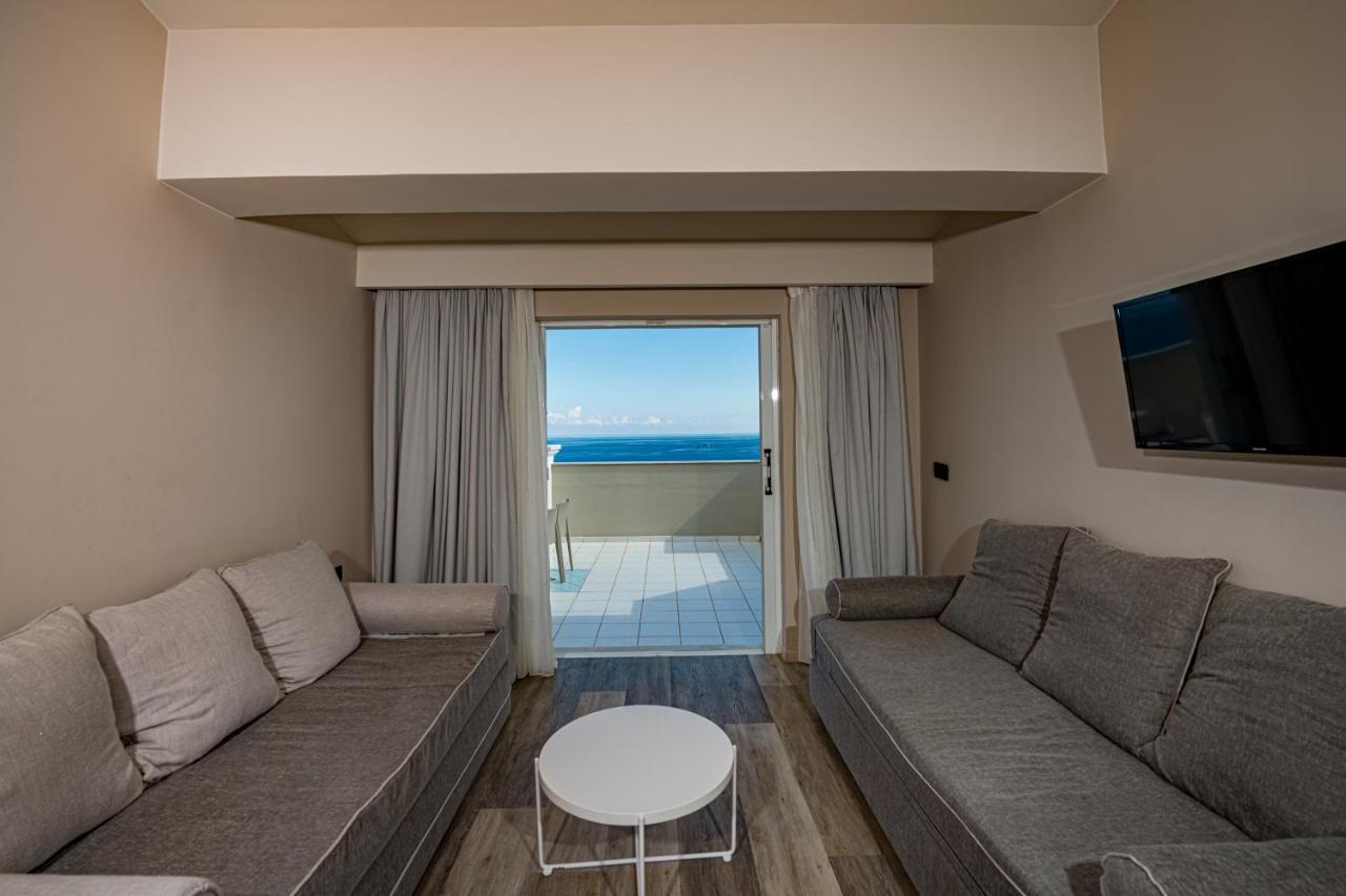 Otel Alexandra & 4*