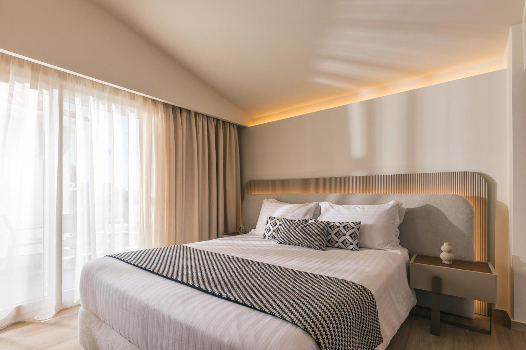 Alexandra & Hotel 4*