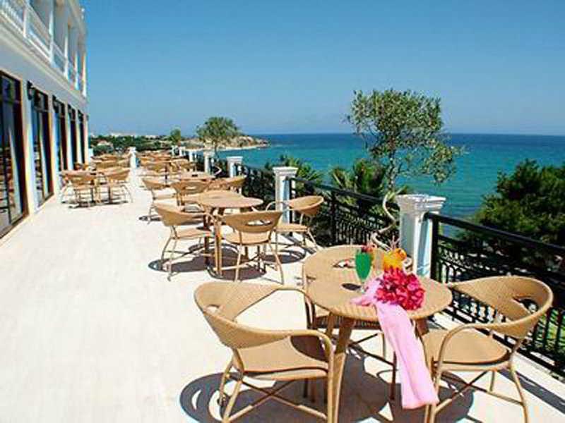Alexandra & Hotel 4*
